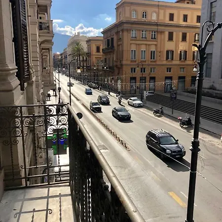 Palazzo Caltagirone Lejlighed Palermo